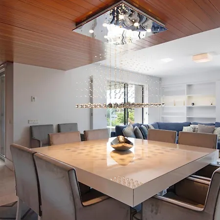 Villa Sweet